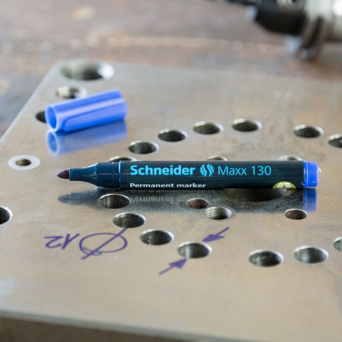 Markere si evidentiatoare - Marker permanent, varf rotund 1-3mm, rosu, Schneider 130