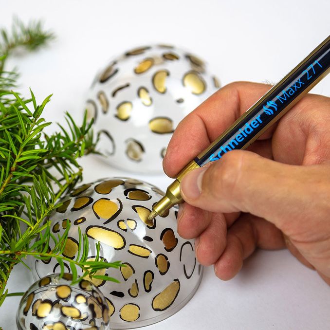 Markere si evidentiatoare - Marker cu vopsea, varf tesit 1-2mm, auriu, Schneider Maxx 271