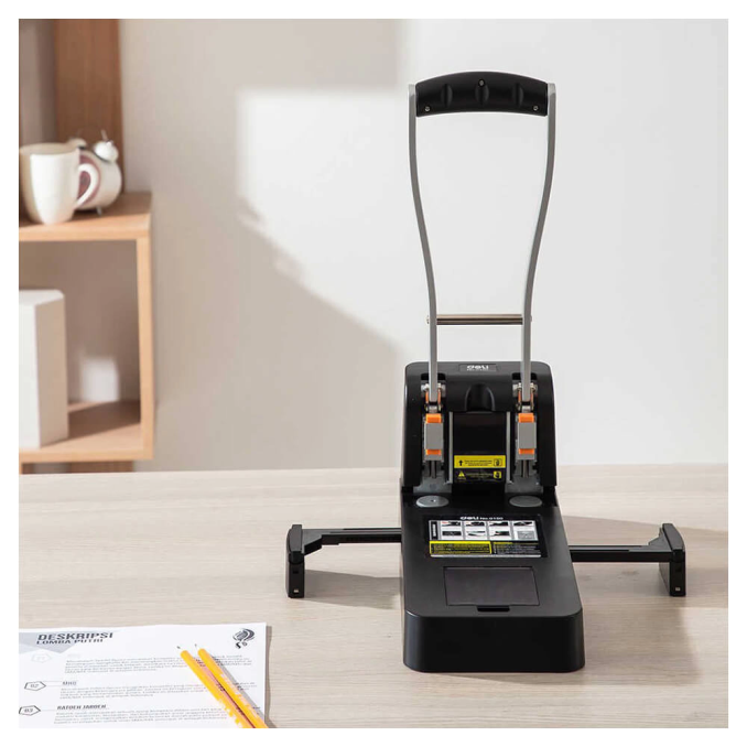 Capsatoare, perforatoare si tackere - Perforator de mare capacitate, 150 coli, metal, negru, Deli 0150