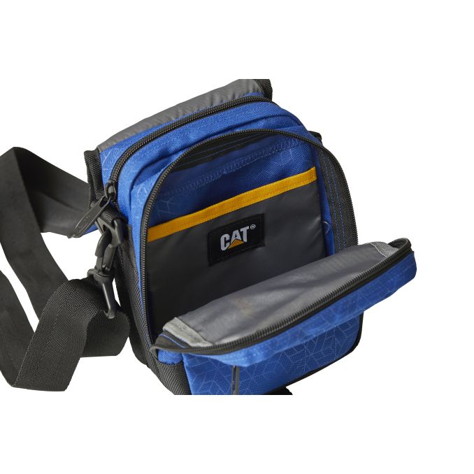 Rucsaci, genti si trolere - Geanta tableta, material 600D HD polyester, negru-bleumarin, Caterpillar Millennial Classic - Ronald