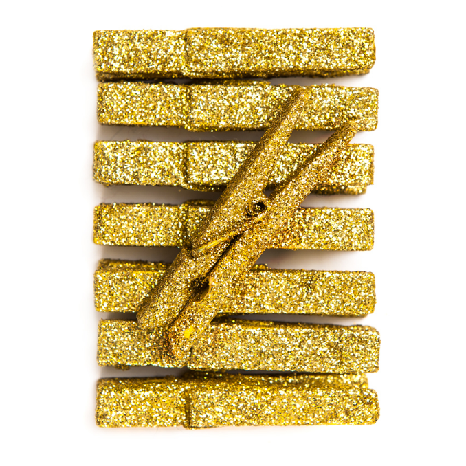 Carlige decorative din lemn, cu sclipici, 4.8cm, 8 buc/set, auriu, Dp Craft Carlige decorative din lemn, cu sclipici, 4.8cm, 8 buc/set, auriu, Dp Craft