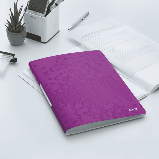 Mape - Mapa plastic A4, de prezentare, 40 file, mov metalizat, Leitz Wow